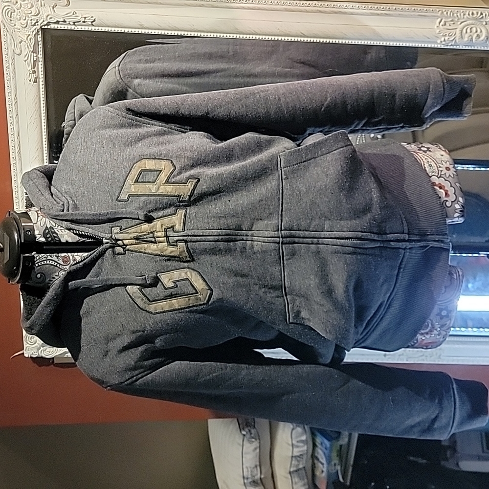 EUC Gap Sherpa Lined Hoodie Sz S